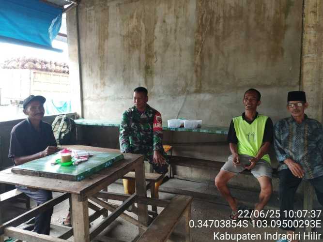 Peran Aktif Babinsa Batang Tuaka dalam literasi digital dan penanganan hoax
