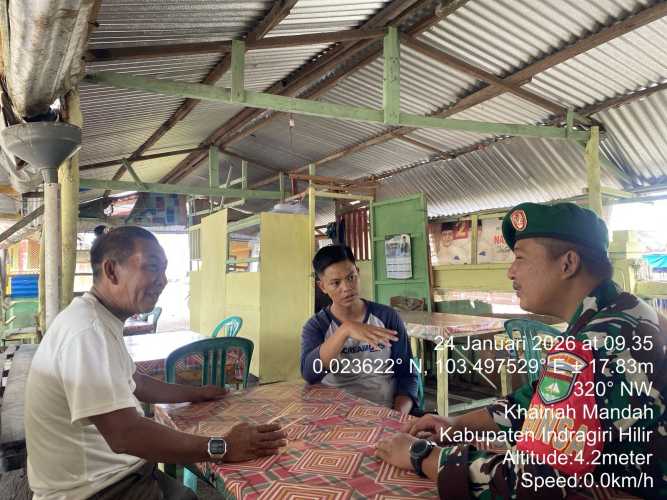 Babinsa Mandah Membuka Ruang Diskusi Ringan Untuk Memperluas Jaring teritorial