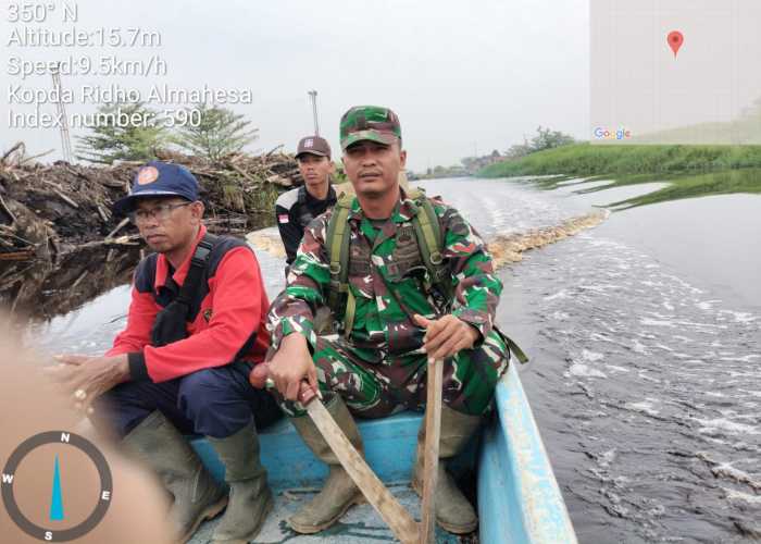 Babinsa Koramil 05/ Gas Kopda Rido almahesa  melaksanakan patroli Lalui Pesisir Sungai Gaung