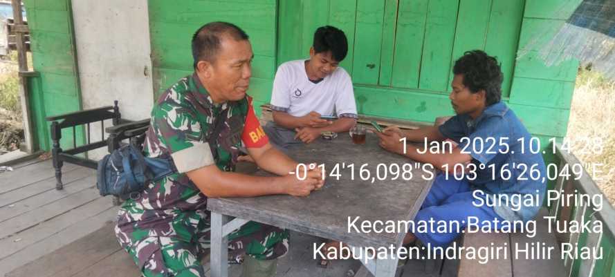 Babinsa Koramil 12/Btk Pastikan Keselamatan Warga Saat Libur Tahun Baru