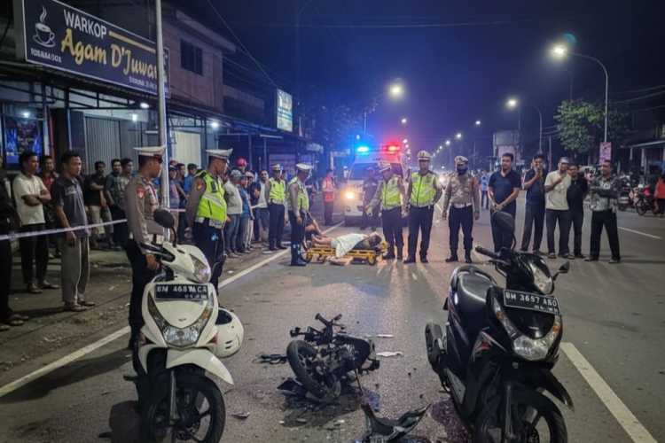 Seorang Pelajar Tewas Akibat Dua Motor Bertabrakan di Jalan Hangtuah Pekanbaru