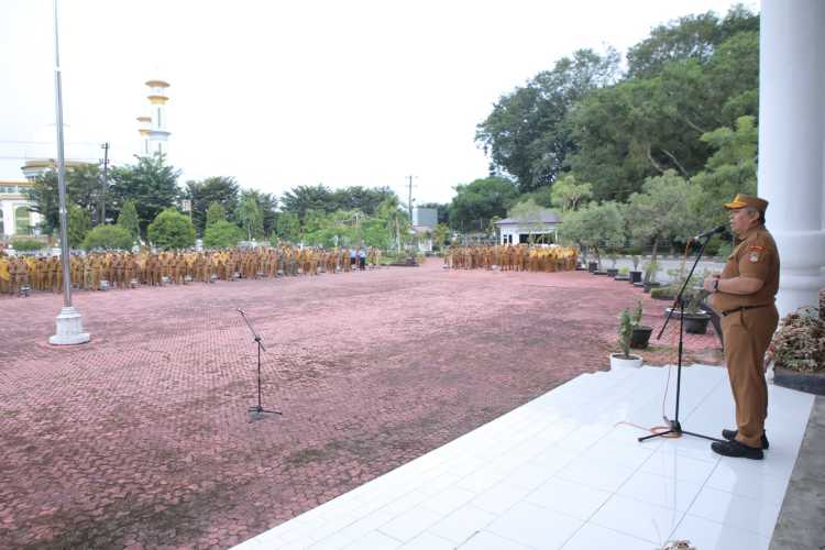 Sekretaris Daerah Pimpin Apel Gabungan di lingkungan Pemerintah Kabupaten Asahan