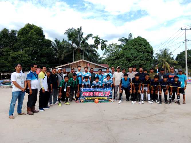 Semarak HUT RI ke-80, Turnamen Futsal Pelajar Se- Kecamatan Kemuning Dibuka di Desa Sekayan