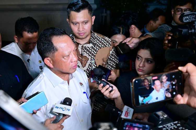 Presiden Prabowo Terima Laporan Mendagri, Tekankan Pengendalian Inflasi dan Pertumbuhan Ekonomi Daerah
