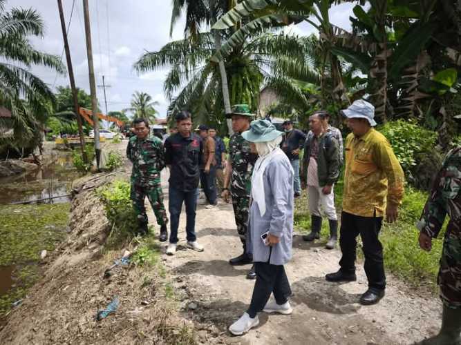 Dandim 0208 Asahan Dampingi Staf Ahli Kementan RI Tinjau Lahan OPLA tahun  2025