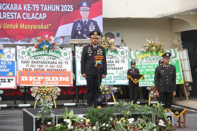 Polresta Cilacap Gelar Upacara Peringatan Hari Bhayangkara ke-79