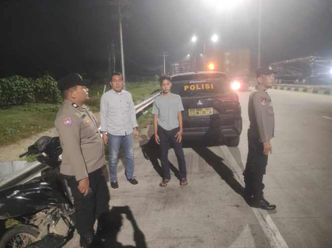 Polsek Lima Puluh Gelar Patroli Mobile Antisipasi Gangguan Kamtibmas