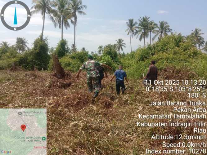 Babinsa Koramil 01/Tbh Laksanakan Patroli Tapal Batas dan Pantau Kelembaban Lahan Gambut di Pekan Arba