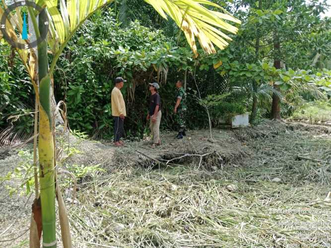 Babinsa Koramil 01/Tbh Kodim 0314/Inhil Gencar Sosialisasi Karhutla di Tembilahan Hulu