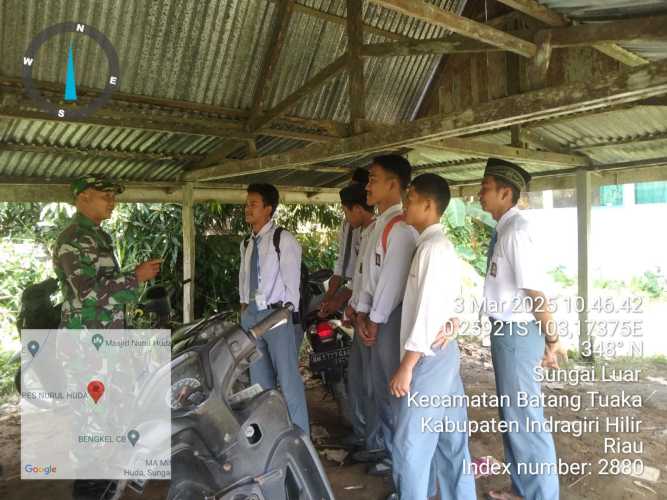 Babinsa Koramil 12/Batang Tuaka Motivasi Pelajar Nurul Huda untuk Gapai Cita-Cita Akademik