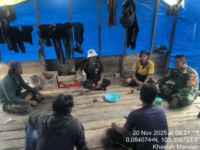 komitmen Babinsa Mandah menjaga stabilitas keamanan dan ketentraman warga: