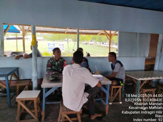 Babinsa Koramil 08/Mandah Lakukan Komsos, Perkuat Sinergi dengan Warga Binaan