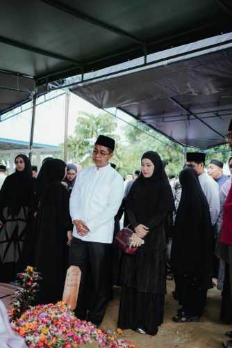 Wakil Bupati Rokan Hilir Sampaikan Belasungkawa atas Wafatnya Istri Bupati H. Bistamam