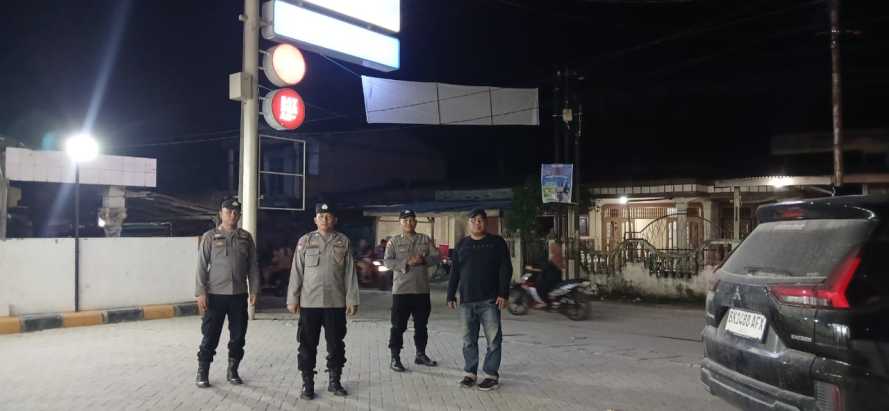 Polsek Medang Deras Gelar Patroli Malam Antisipasi Kejahatan