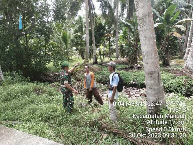 Kopda Hendri Jalankan Patroli Mobile dan Sosialisasi Karhutlah