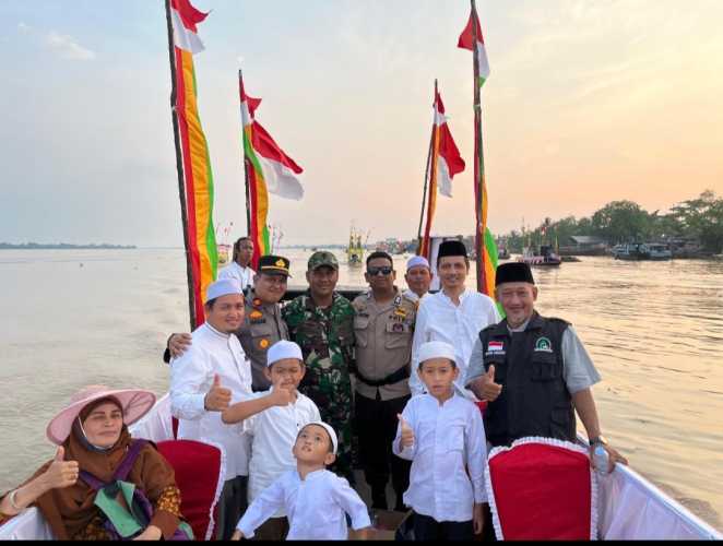 Kapolsek Tembilahan Hulu Apresiasi Festival Pompong Hias 1 Muharram,Wujud Kebersamaan dan Pelestarian Budaya Sungai