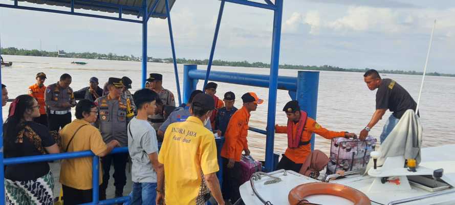 Kapolres Indragiri Hilir Pantau Langsung Arus Balik Mudik Jalur Perairan