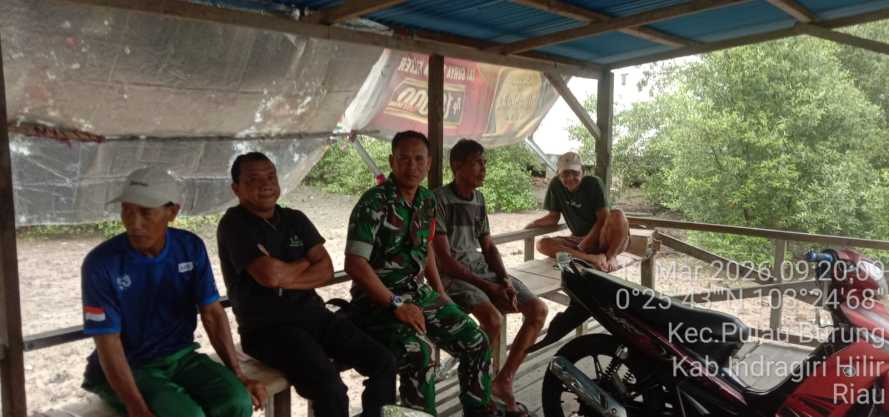 Cegah Karhutla Sejak Dini, Koramil 11/Pulau Burung Aktif Edukasi Masyarakat