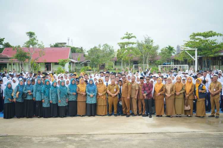 Gerakan Kampanye B2SA Goes To School dan GEMAS Dukung Generasi Sehat dan Cerdas di SMPN 1 Tembilahan