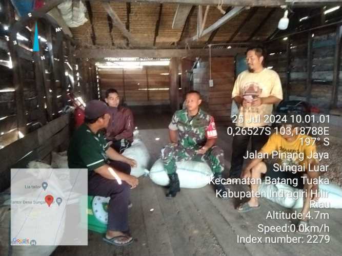 Serda Syafrijon Memperhatikan Keselamatan Pekerja di Wilayah Binaan