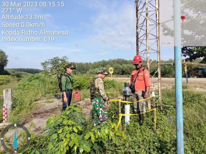 Kopda Ridho Pantau Karhutlah dari Menara Api