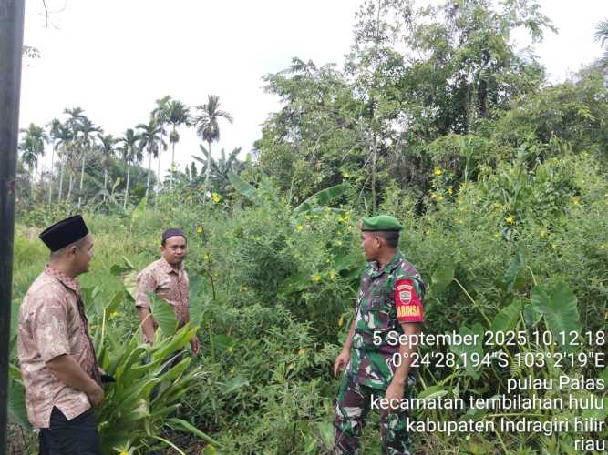 Babinsa Pulau Palas Gencar Lakukan Penyuluhan Terpadu Pengendalian Karhutla