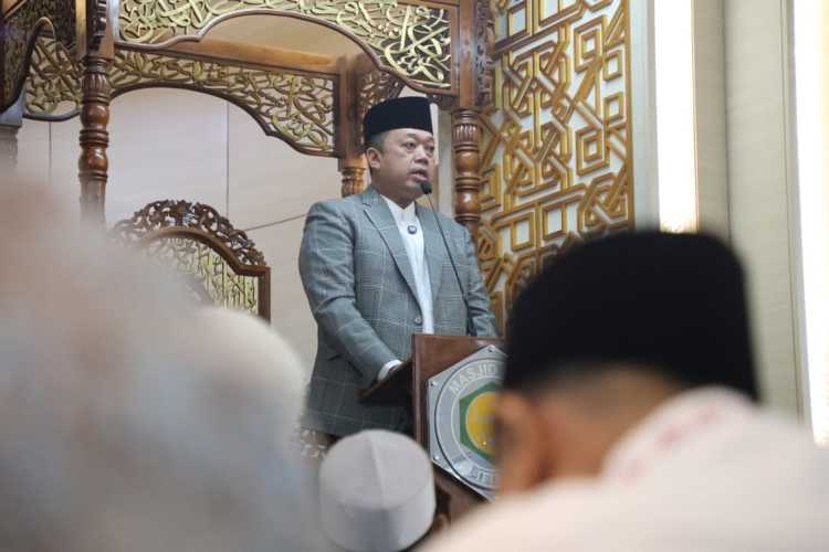 Jadi Khatib Iduladha, Menteri Nusron Sampaikan Pesan untuk “Sembelih” Ego dan Keserakahan