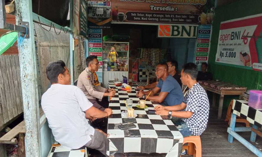 Bhabinkamtibmas Desa Belaras Koordinasi Pendataan Lahan Jagung untuk Dukung Swasembada Pangan di Kecamatan Mandah