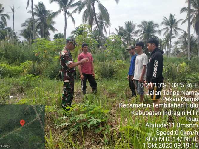 Babinsa Sialang Panjang Kerahkan SDM dalam Patroli Tapal Batas