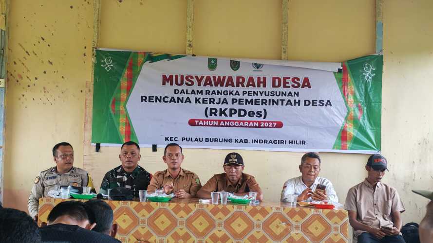 Babinsa Pulau Burung Hadiri dan Dukung Suksesnya Musyawarah RKPDes 2027 di Desa Teluk Nibung