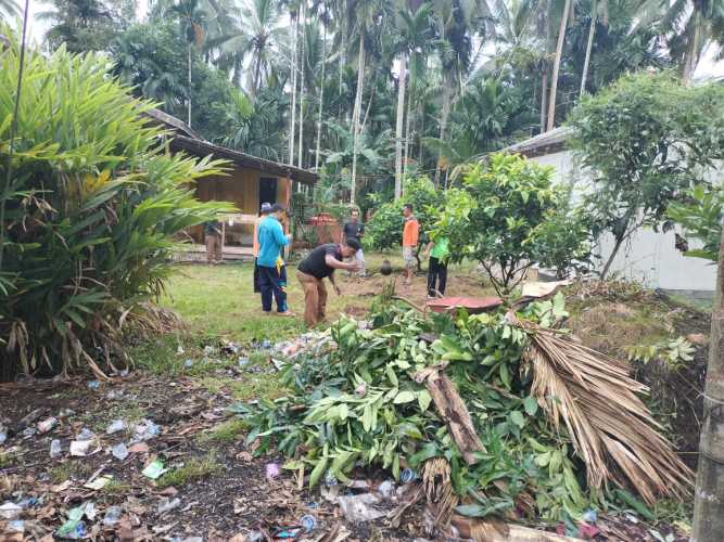 Sambut Lebaran Idul Adha,Para Aparatur Kantor Desa Sungai Intan Gelar Goro