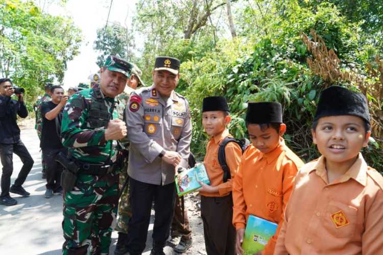 TMMD ke-127 Berakhir, TNI-Polri Sukses Picu Semangat Gotong Royong Warga Kuansing