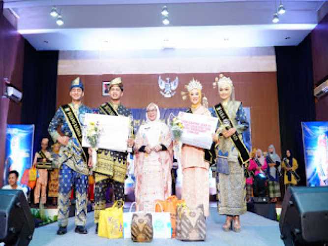 Wakil Bupati Kampar Hadiri Malam Puncak Pemilihan Bujang Dara 2026