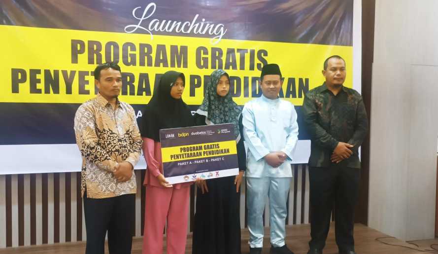 Launching Program Gratis Penyetaraan Pendidikan Menghadirkan 2 Anak Korban Dampak Perubahan Iklim