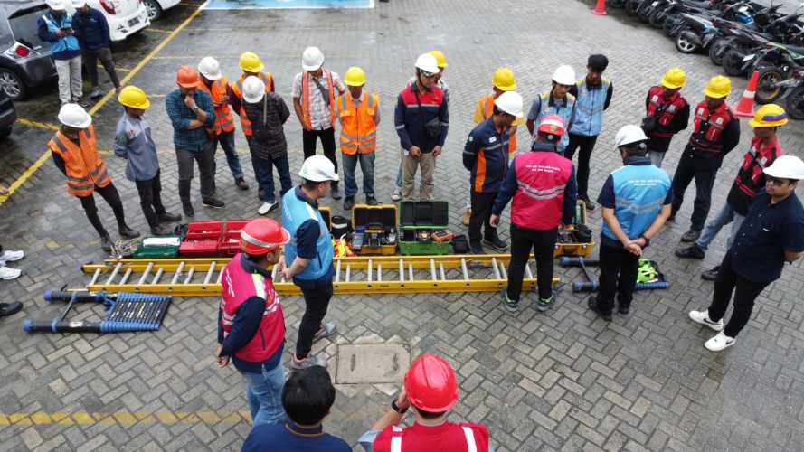 Jelang Nataru PLN Icon Plus SBU Regional Sumbagteng Laksanakan Apel Siaga