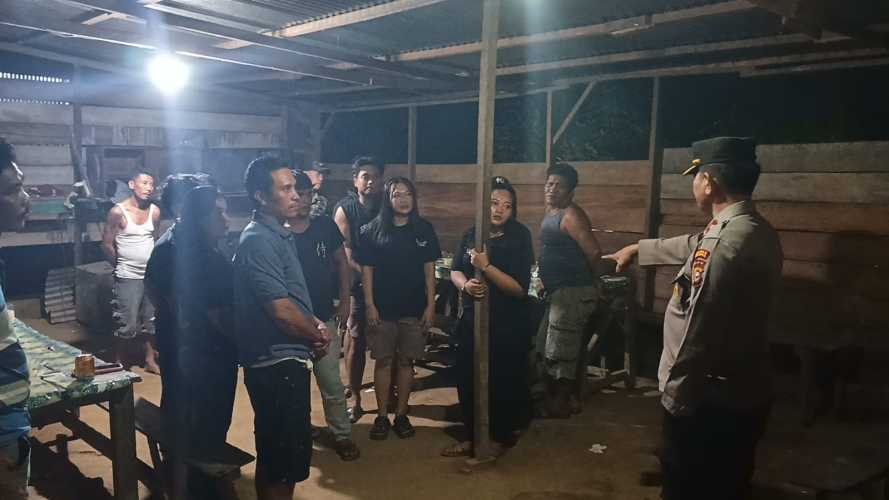 Polsek Kemuning Gelar KRYD Gabungan, Antisipasi Peredaran Narkoba