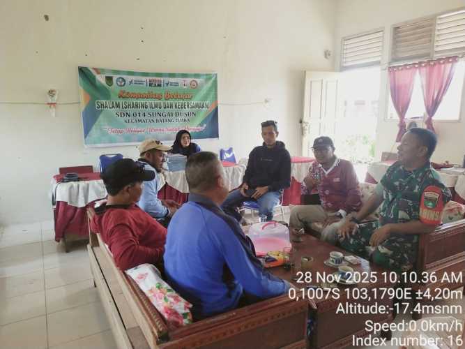 Babinsa Menyambung silaturahmi Dengan Para Guru Bahas Peran Bersama Mendukung Tata Laksana Pendidikan Anak
