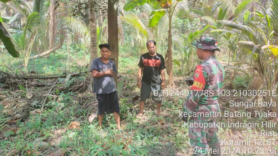 Serka Hepi Martison Patroli Karhutlah di Desa Sungai Raya