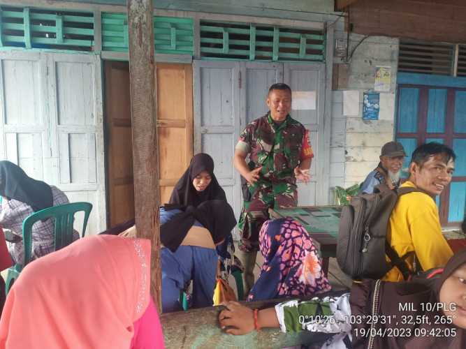 Selama Bulan Puasa Babinsa Harapkan Tercipta Kerukunan