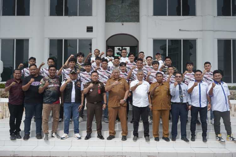 Sekda Asahan Lepas Asahan Futsal Club Bertanding di Liga Futsal Nusantara
