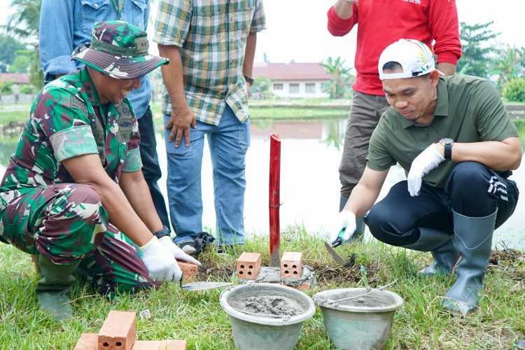 Pj.Bupati H. Erisman Yahya Inisiasi Program Ground Breaking Ekoriparian