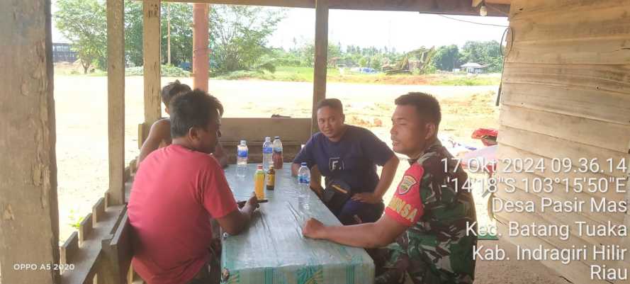 Babinsa Pasir Mas Himbau Tokoh Masyarakat Tanggapi Gejolak Sosial