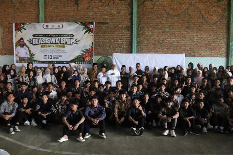 184 Putra-Putri Inhil Lulus Beasiswa BPDP, Bupati Herman Dorong Generasi Muda Kembali Bangun Daerah