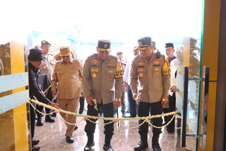 Kapolda Riau Resmikan Mall Pelayanan Publik “Presisi” dan Letakkan Batu Pertama Klinik Polres Rohil