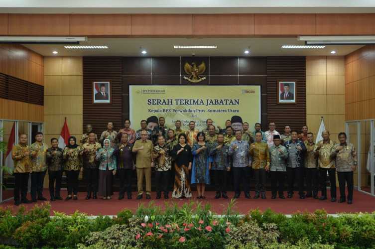 Bupati Asahan Hadiri Serah Terima Jabatan Kepala BPK Perwakilan Provinsi Sumatera Utara