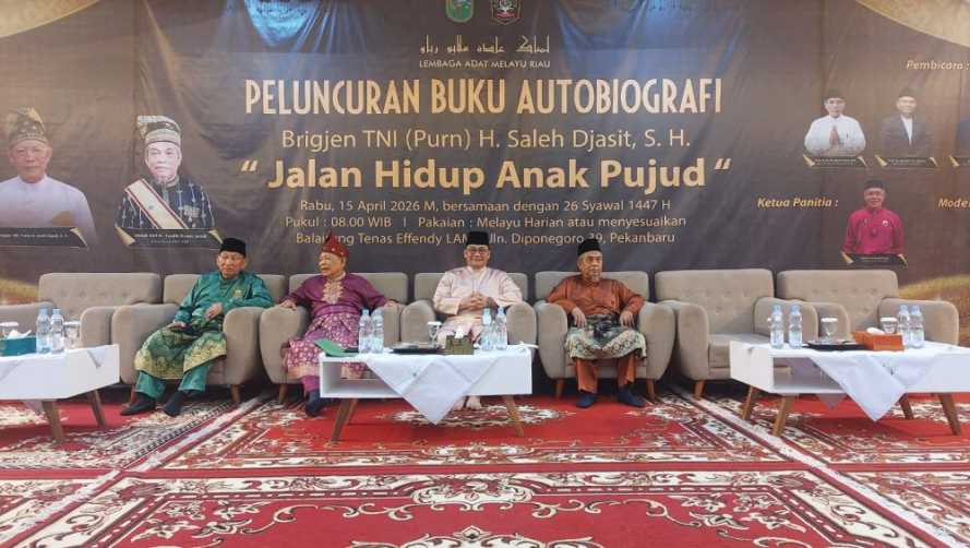 Peluncuran Autobiografi Saleh Djasit Berlangsung Khidmat di LAMR