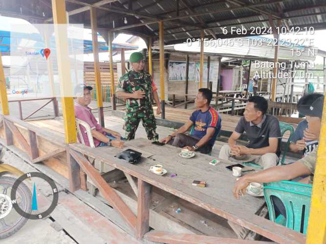 Cegah Kerawanan, Babinsa Batang Tumu Galakkan Ronda Malam