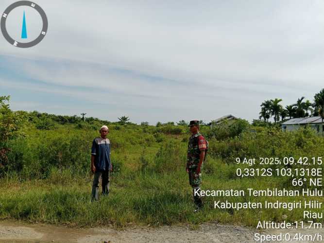 Serda Ronald Manalu Tunjukkan Dedikasi Tinggi Dalam Menjaga Wilayahnya Dari Ancaman Karhutlah