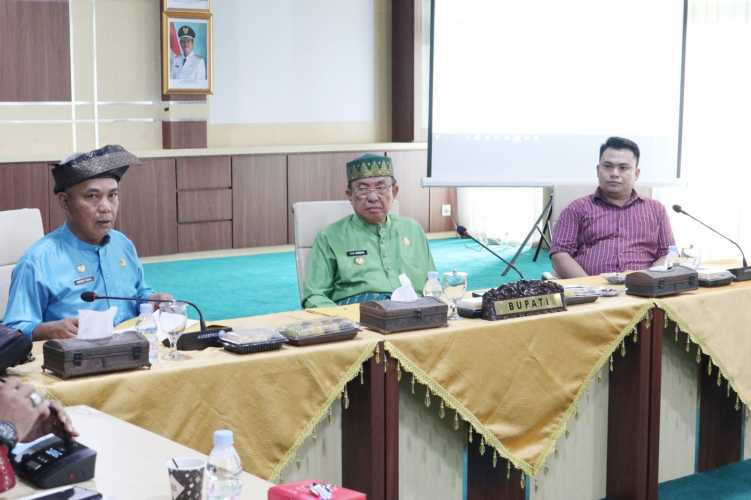 Bupati H.M Wardan Pimpin Rapat Lanjutan Progres Pelaksanaan HPN Tahun 2023