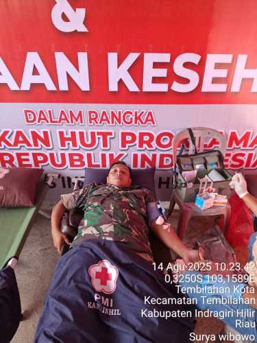 Serda Adri Candra dari Koramil 01/Tembilahan Semarakkan HUT RI Ke-80 dengan Aksi Donor Darah